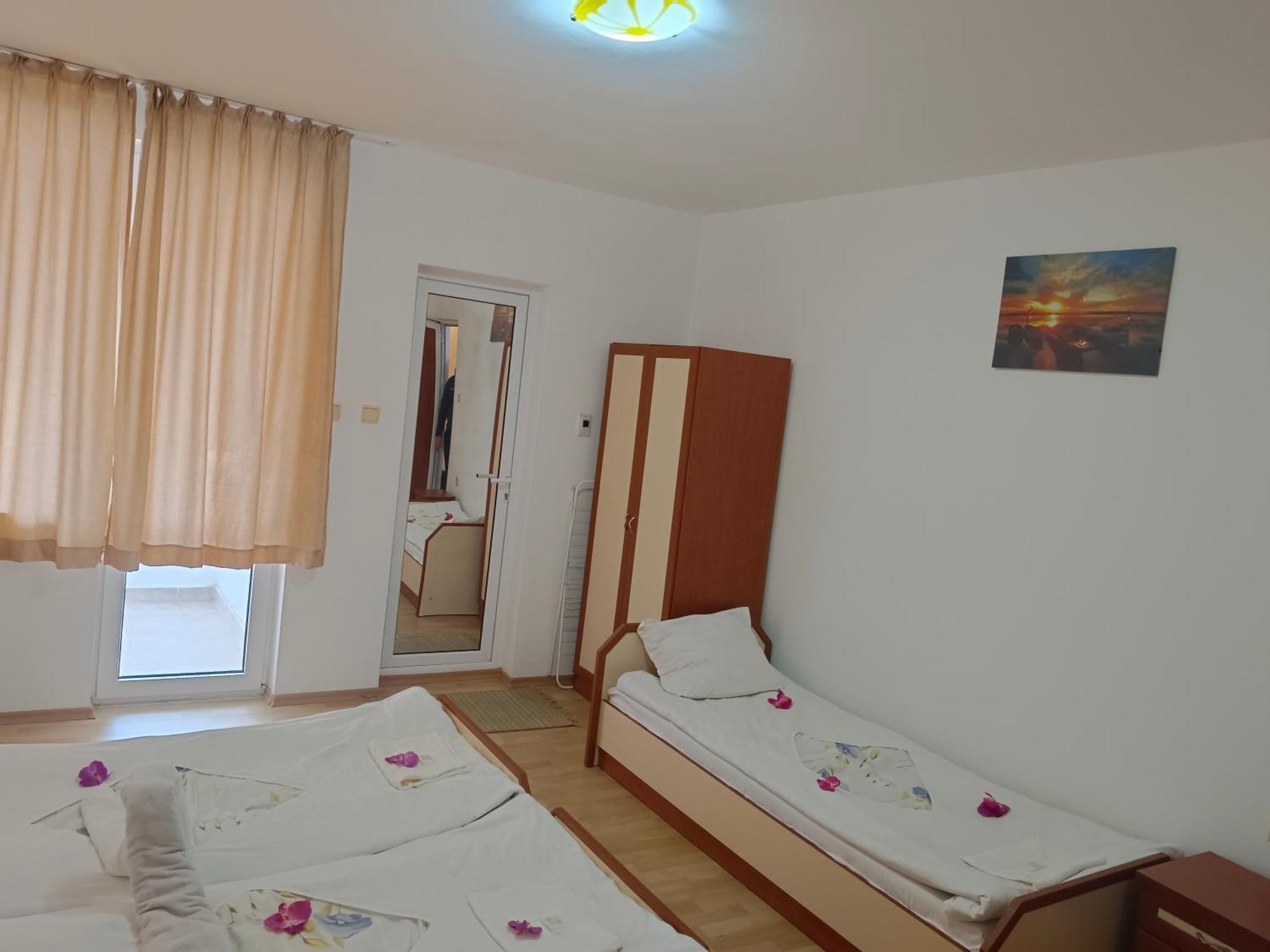 Стаи За Гости Ники Nessebar Exterior foto